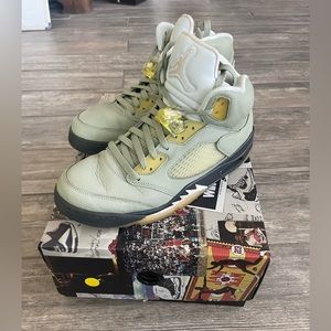 Great condition Nine Air Jordan 5 Retro!
